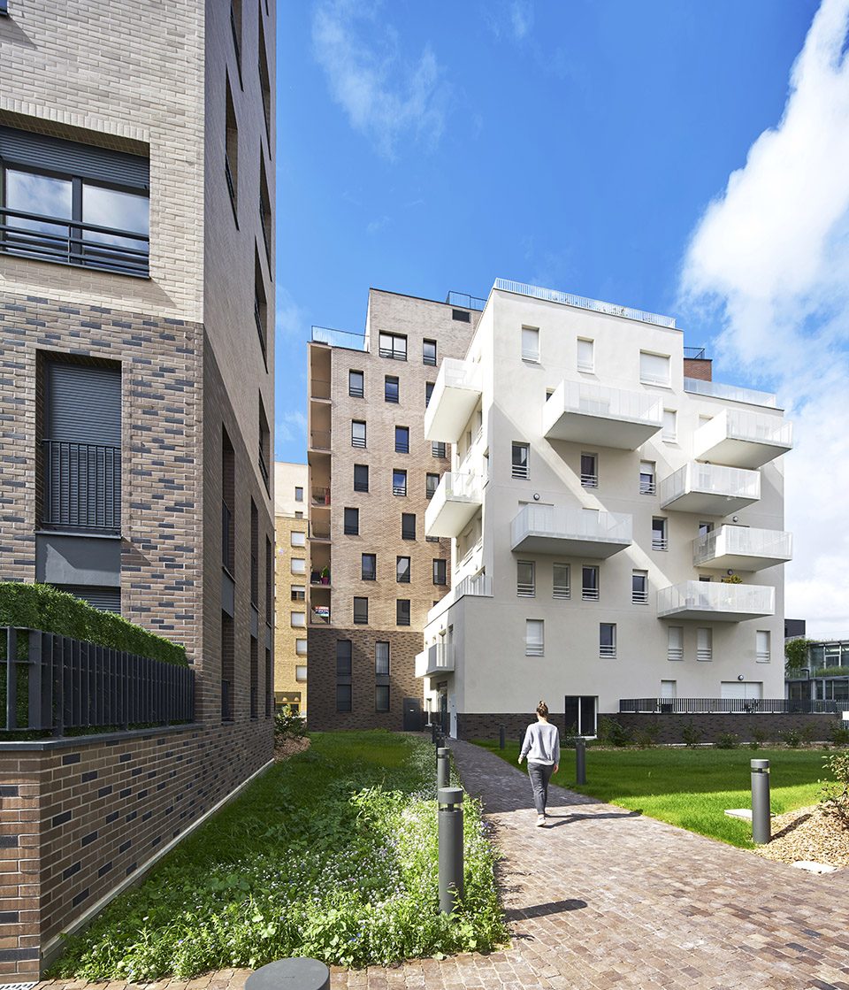104 Social Housing and Home Ownership in Ivry sur Seine by Engasser associates agency