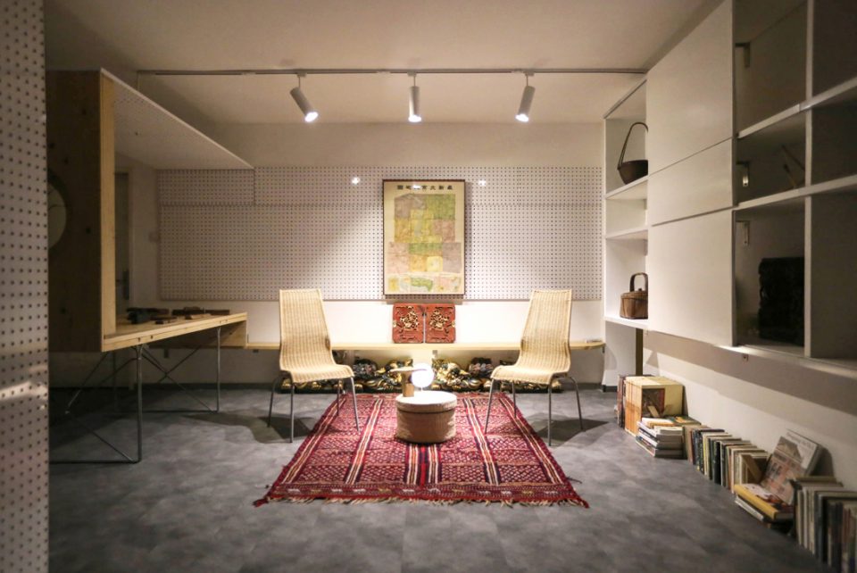 A Museum Home in Huajiadi China by Wang Chong Wonder Architects 1