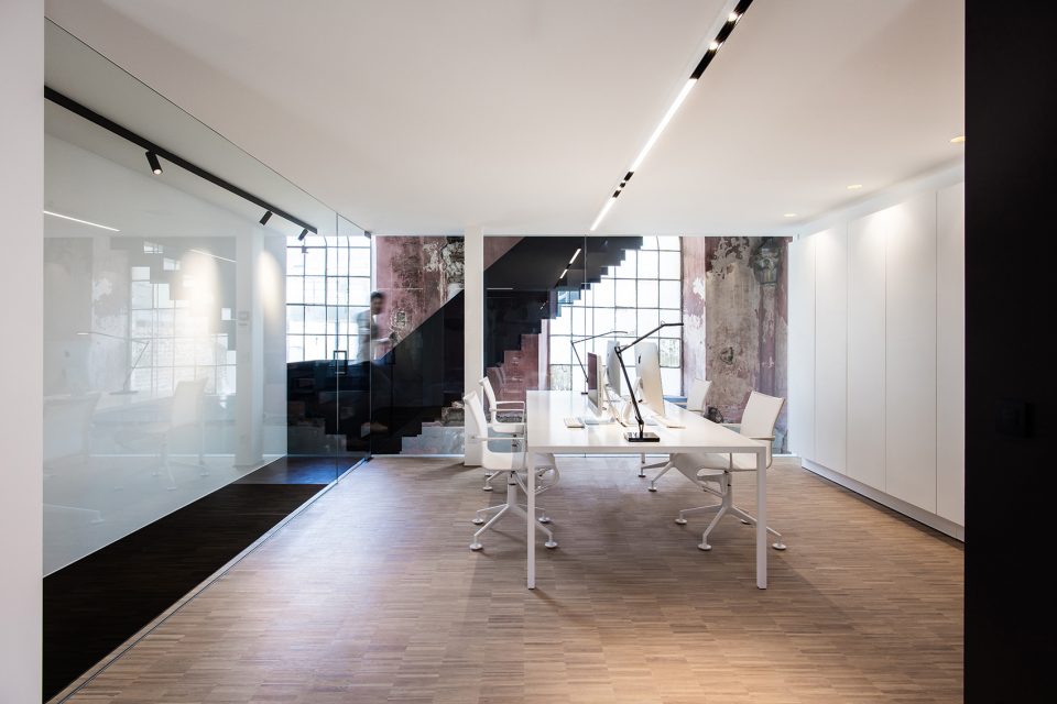 The Waterdog by Klaarchitectuur