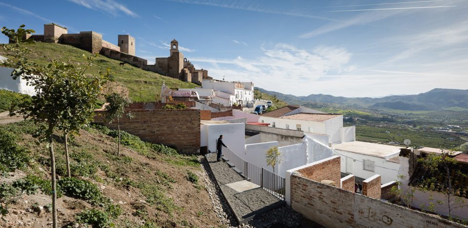 compas de las animas y del nazareno by waterscales arquitectos