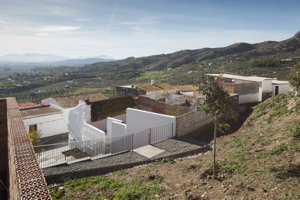 compas de las animas y del nazareno by waterscales arquitectos