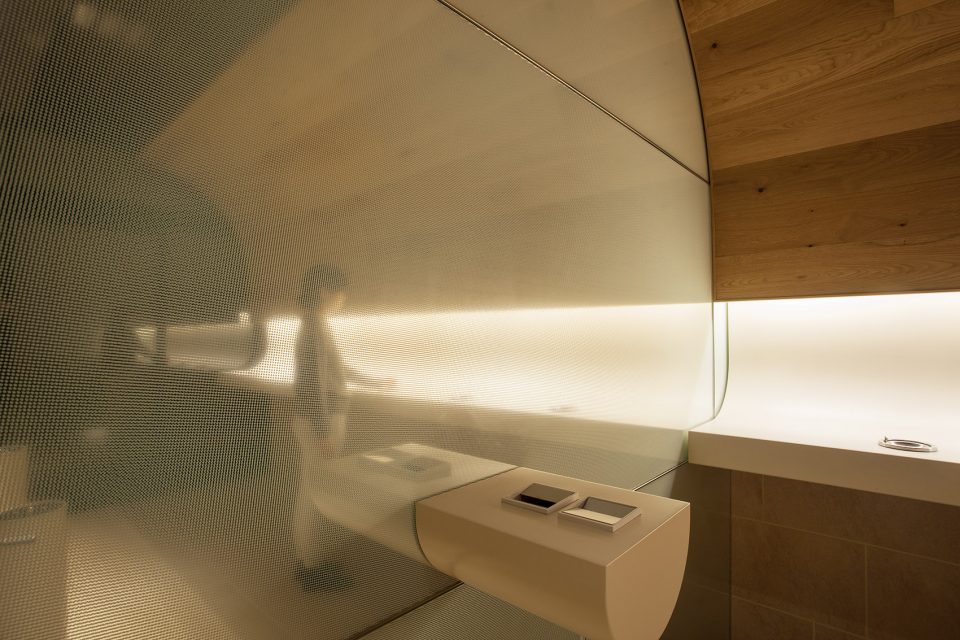 smoking room GRAND TREE MUSASHIKOSUGI 1st floor by Hiroyuki Ogawa Architects