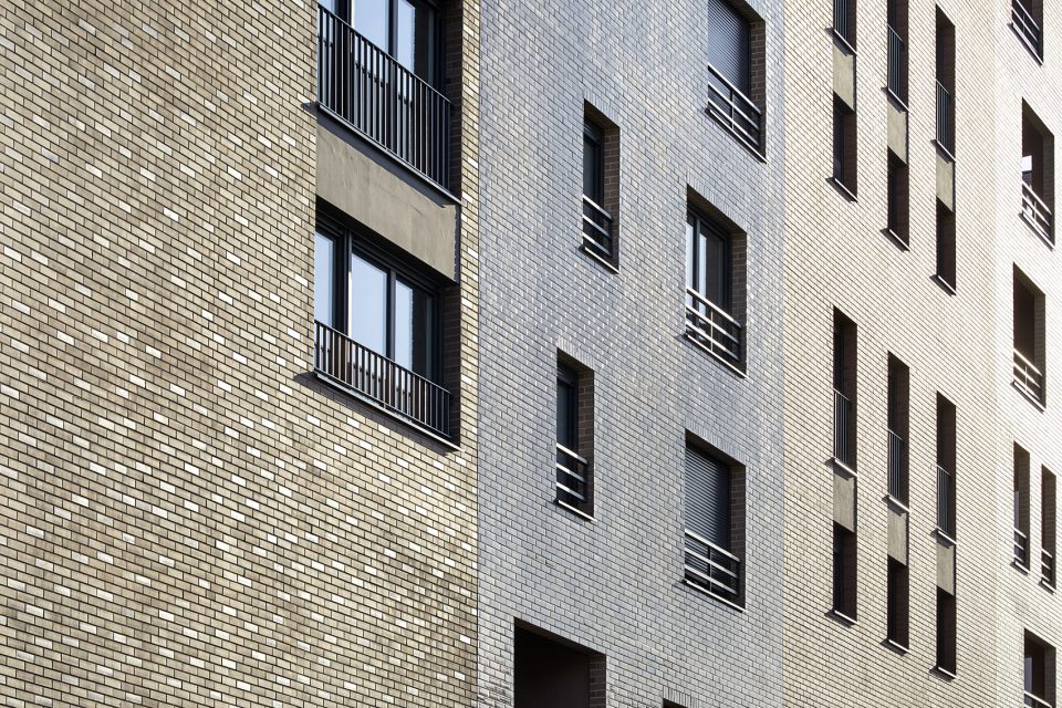 104 Social Housing and Home Ownership in Ivry sur Seine by Engasser associates agency