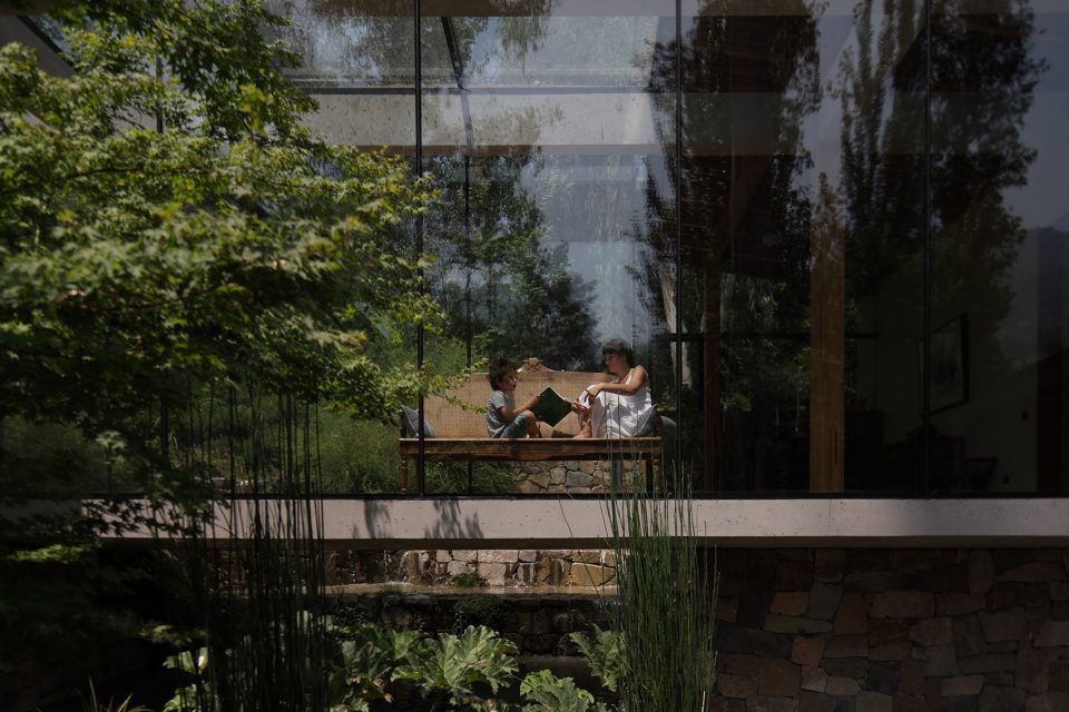 House in Lo Curro by Schmidt Arquitectos Asociados