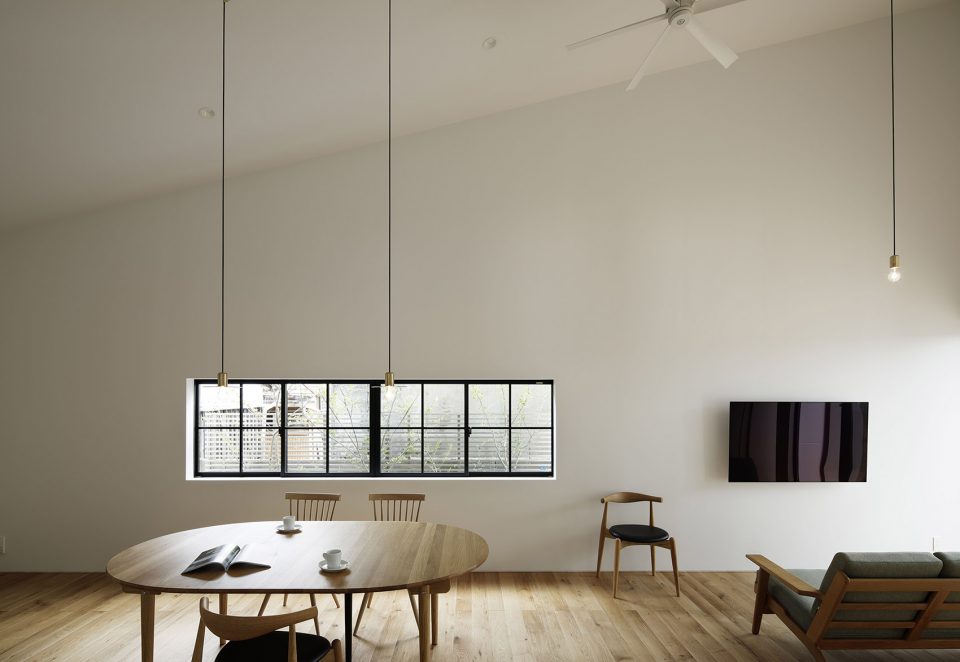 Hi Lo HOUSE by CAPD