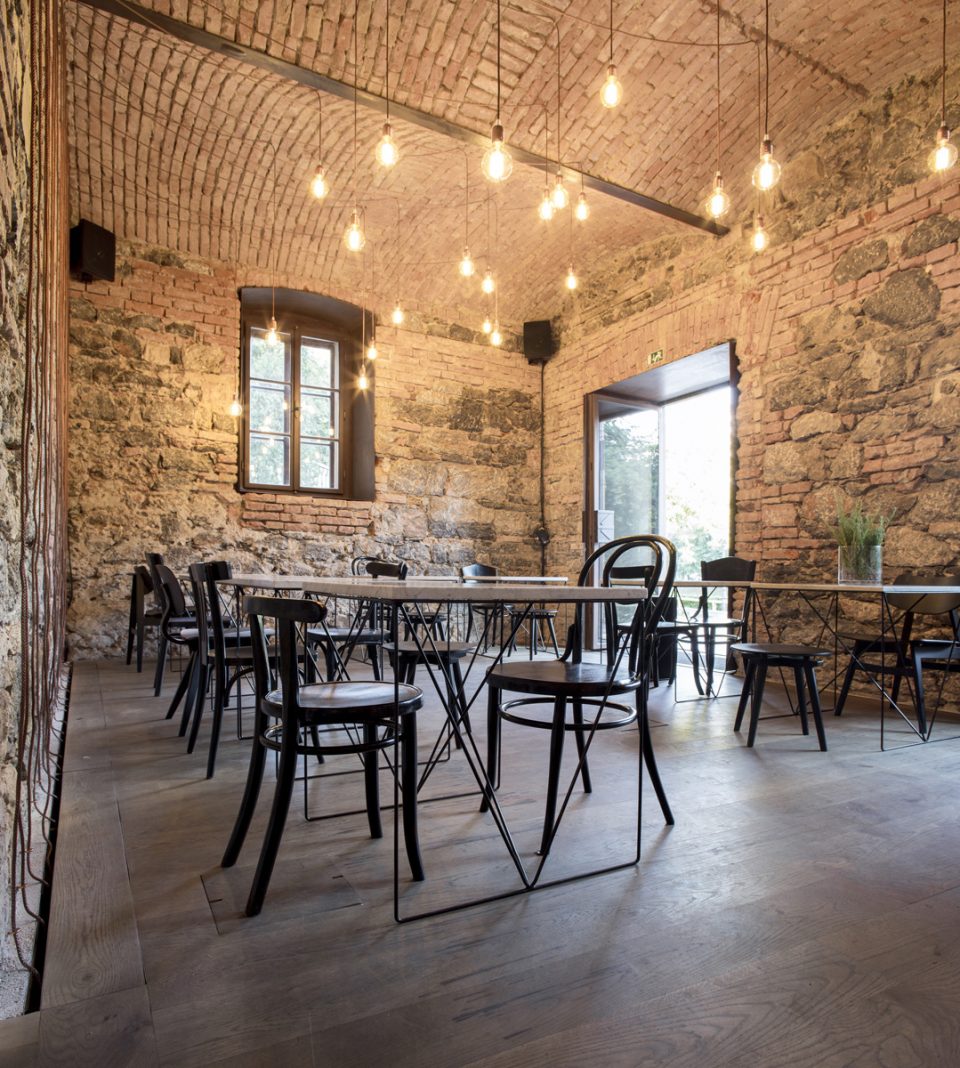 Bistro EK by Dekleva Gregorič Architects