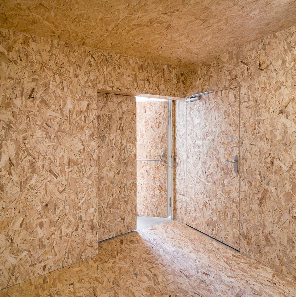 Box in the Box by Arenas Basabe Palacios arquitectos