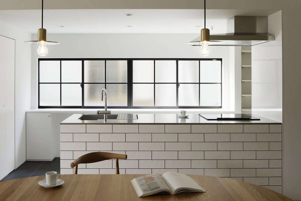 Hi Lo HOUSE by CAPD