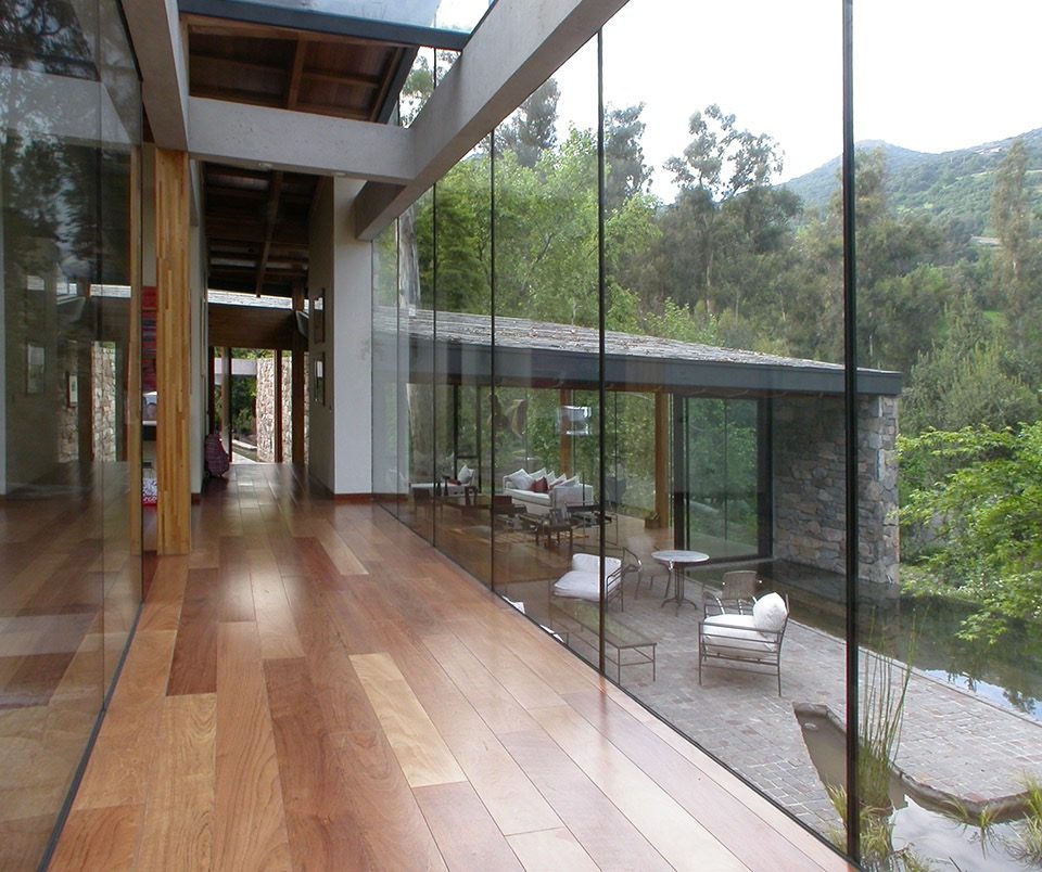 House in Lo Curro by Schmidt Arquitectos Asociados