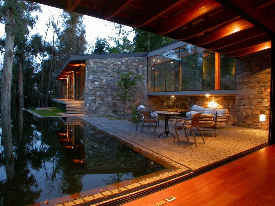 House in Lo Curro by Schmidt Arquitectos Asociados