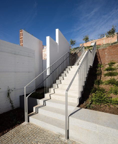 compas de las animas y del nazareno by waterscales arquitectos