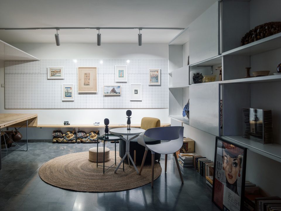 A Museum Home in Huajiadi China by Wang Chong Wonder Architects