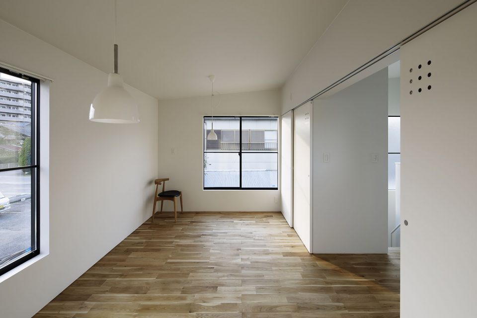 Hi Lo HOUSE by CAPD