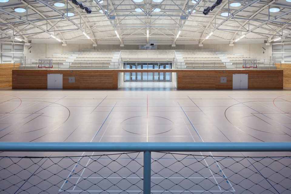 dolni brezany sports hall by sporadical