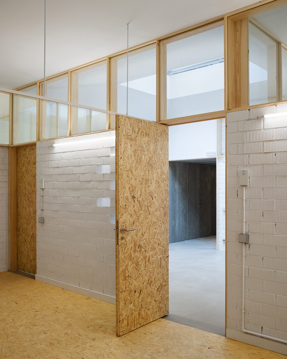 Therapeutic Center in Terrassa by estudi08014