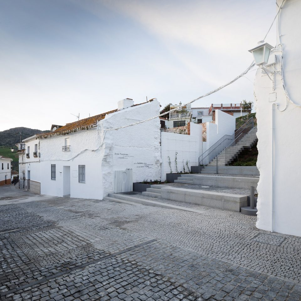 compas de las animas y del nazareno by waterscales arquitectos