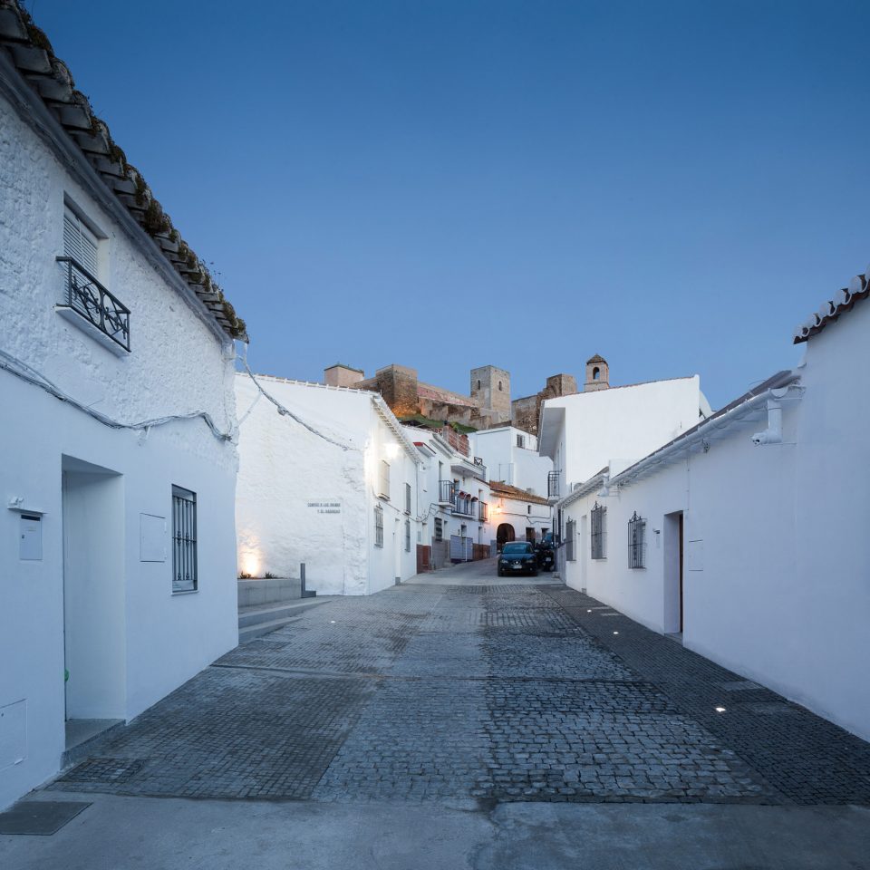 compas de las animas y del nazareno by waterscales arquitectos