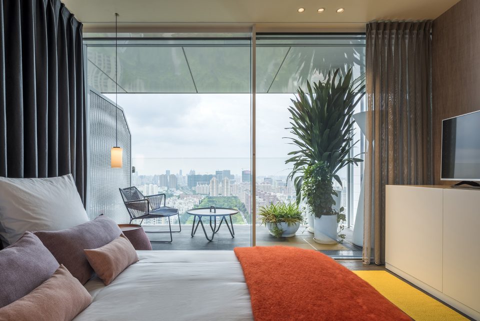 Show apartment Chromatic Spaces by Ippolito Fleitz Group