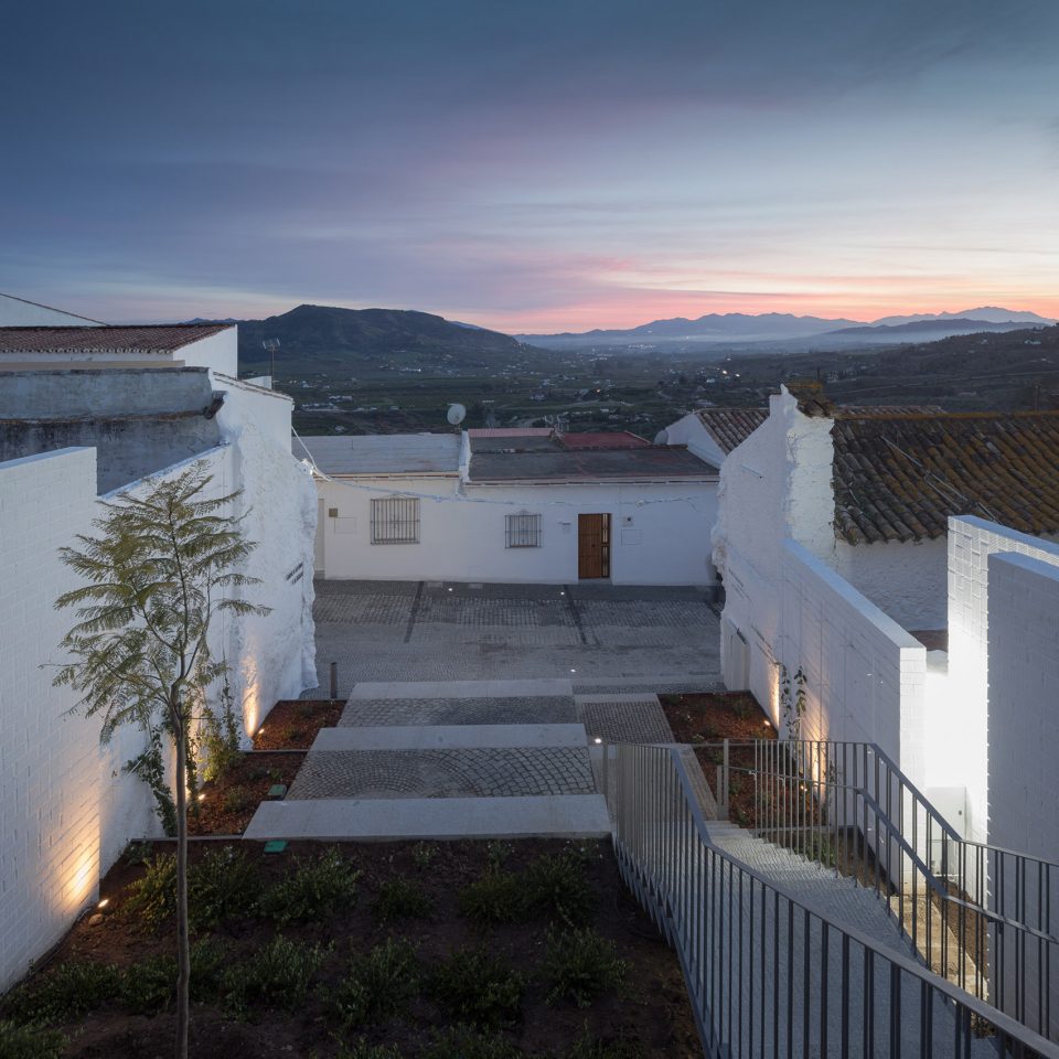 compas de las animas y del nazareno by waterscales arquitectos