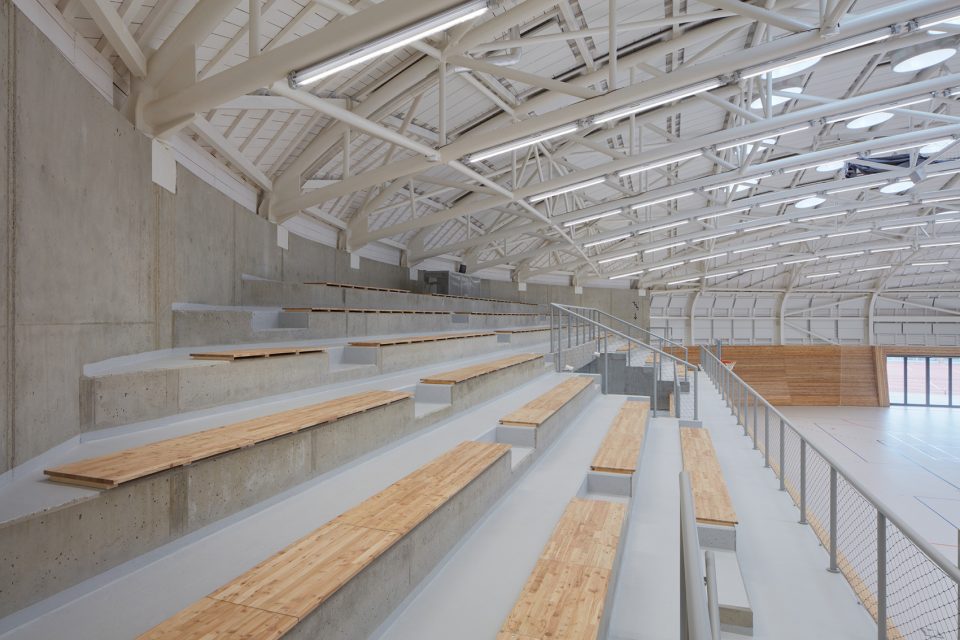 dolni brezany sports hall by sporadical
