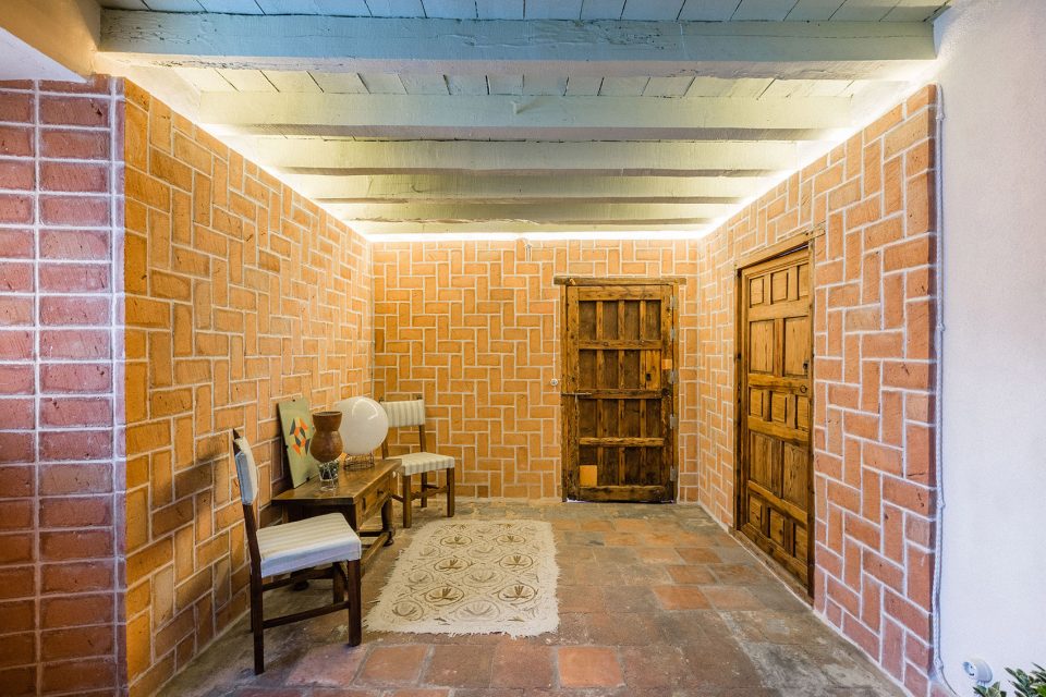 Former Haystack Refurbishment by OOIIO Architecture