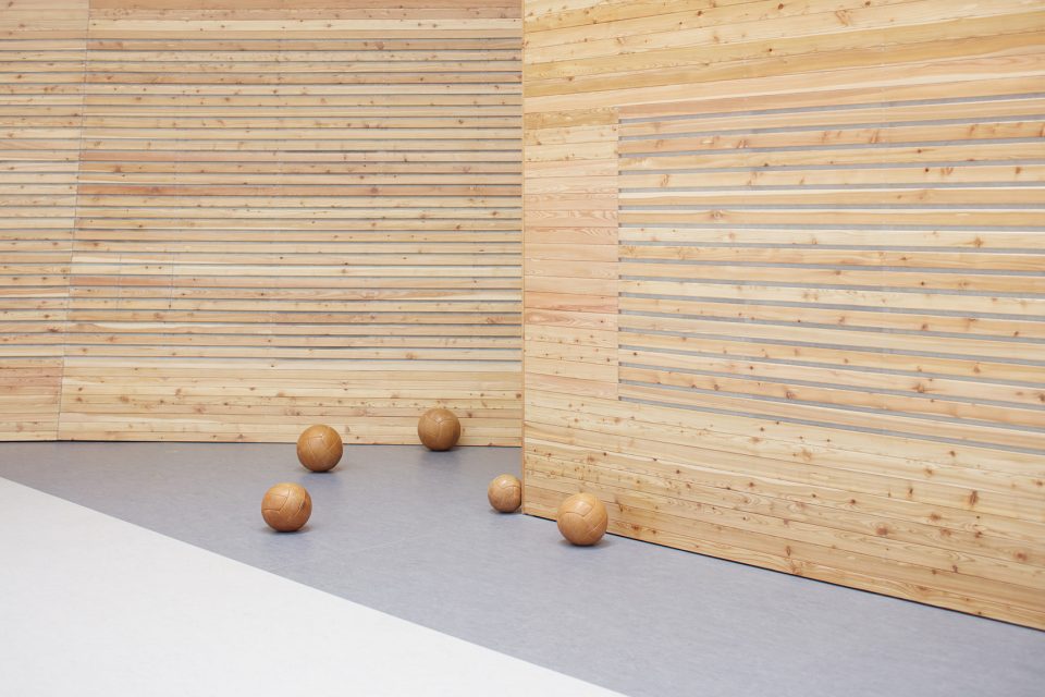 dolni brezany sports hall by sporadical