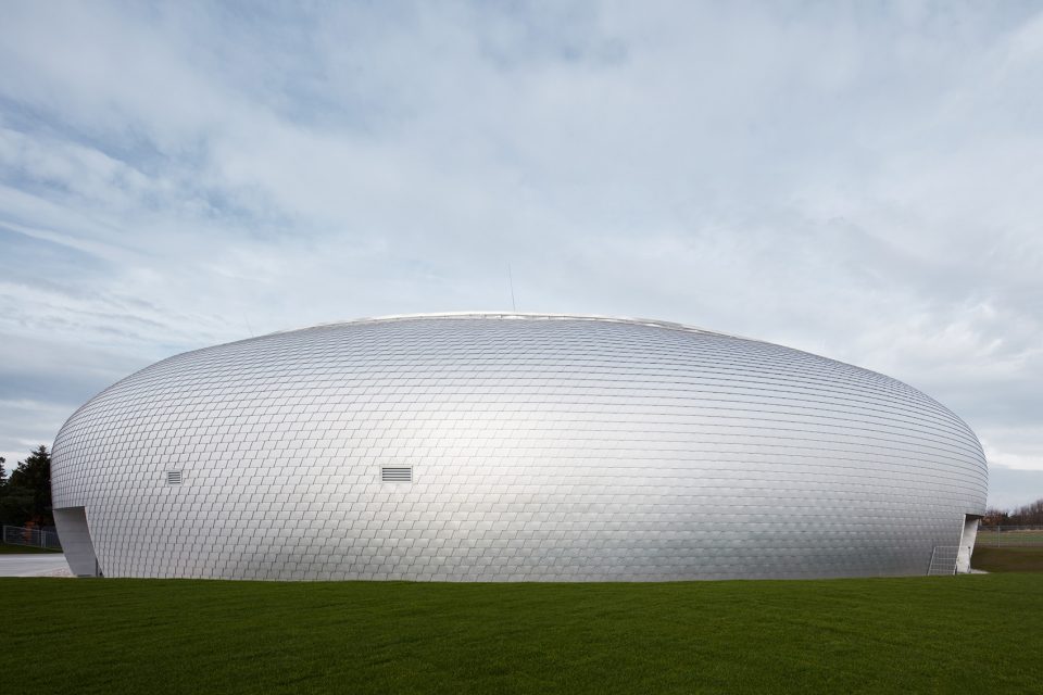 dolni brezany sports hall by sporadical