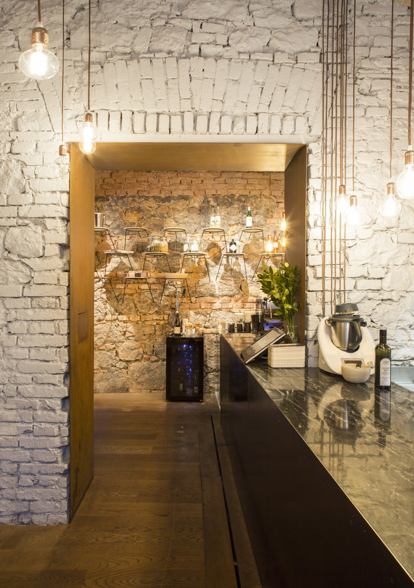 Bistro EK by Dekleva Gregorič Architects