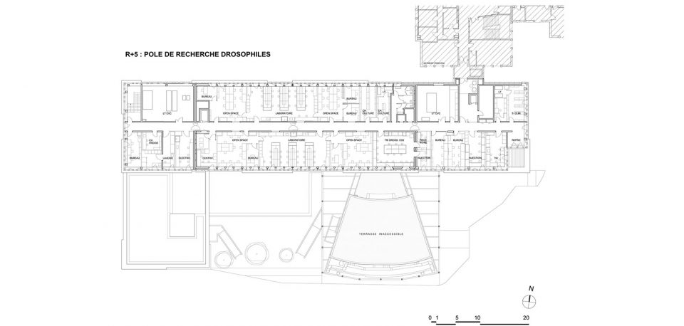 CRBC Centre de Recherche Bio clinique by PERIPHERIQUES Architectes
