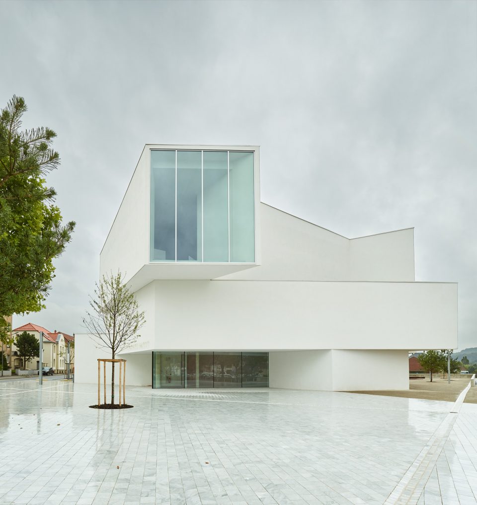 theodore gouvy theatre in freyming merlebach by dominique coulon associes