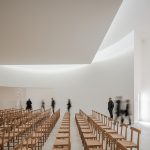 Saint-Jacques-de-la-Lande教堂，法国雷恩 / Álvaro Siza Vieira