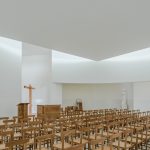 Saint-Jacques-de-la-Lande教堂，法国雷恩 / Álvaro Siza Vieira