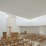 Saint-Jacques-de-la-Lande教堂，法国雷恩 / Álvaro Siza Vieira