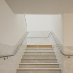 Saint-Jacques-de-la-Lande教堂，法国雷恩 / Álvaro Siza Vieira