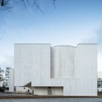 Saint-Jacques-de-la-Lande教堂，法国雷恩 / Álvaro Siza Vieira