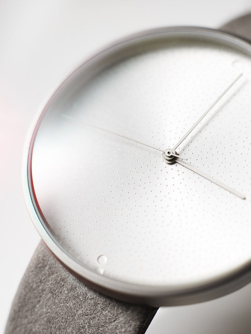 NOMAD light 004 HIRES mist watch note design studio