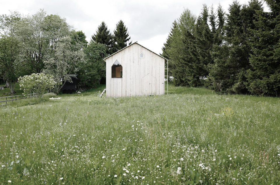 Chalet in Brot Plamboz by frundgallina