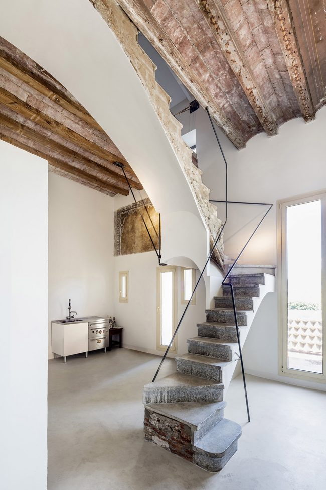 CASA ARIMON Renovation Spain by Marc Garcia Duran