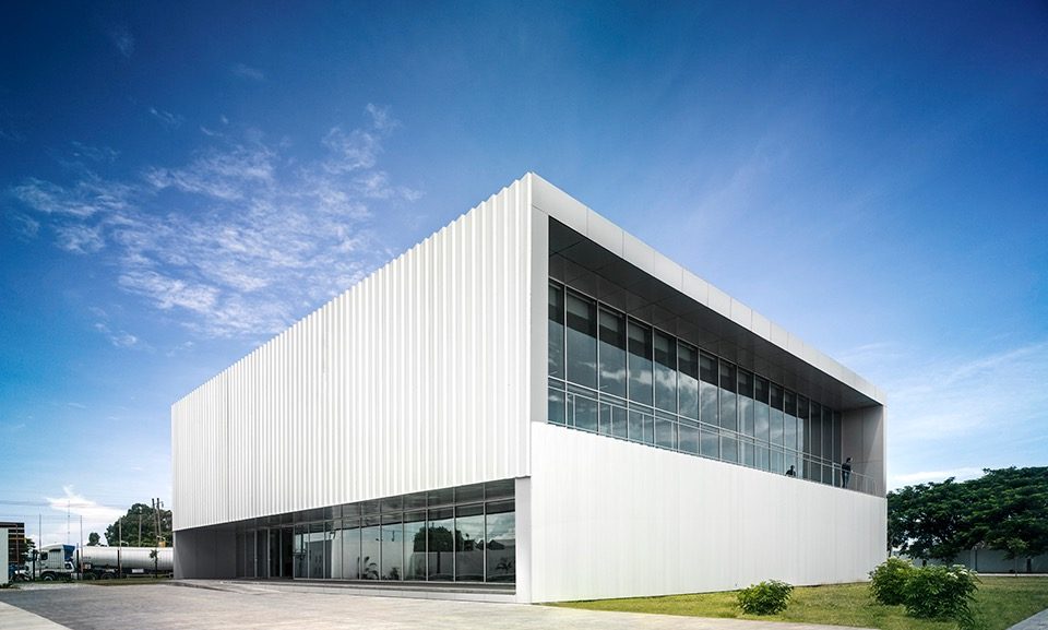 ZM. Operations Building by RUIZ PARDO – NEBREDA