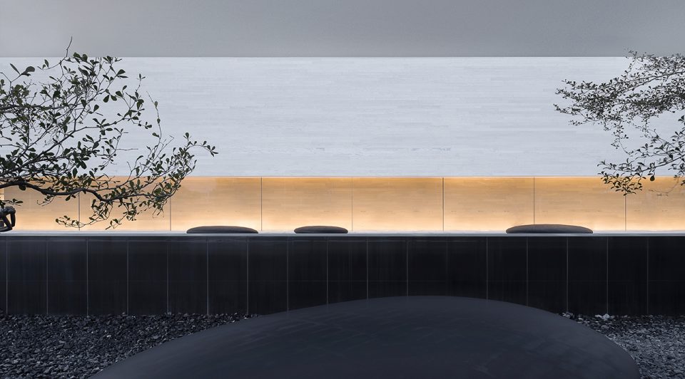 SKY EXHIBITION HALL by DOMANI