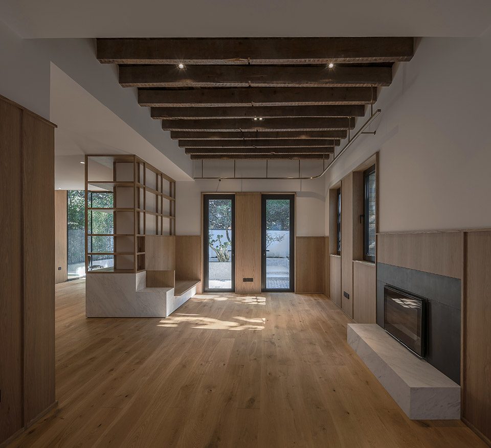 The House With A Tiny Patio by Atelier taoc