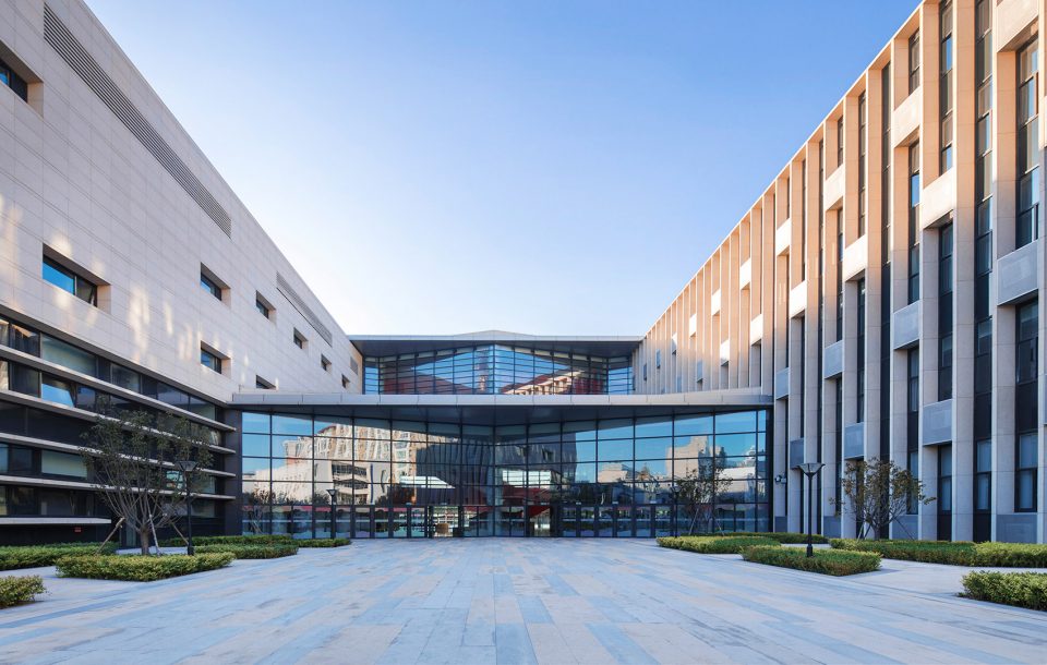 Tianjin Teda School by schneiderschumacher