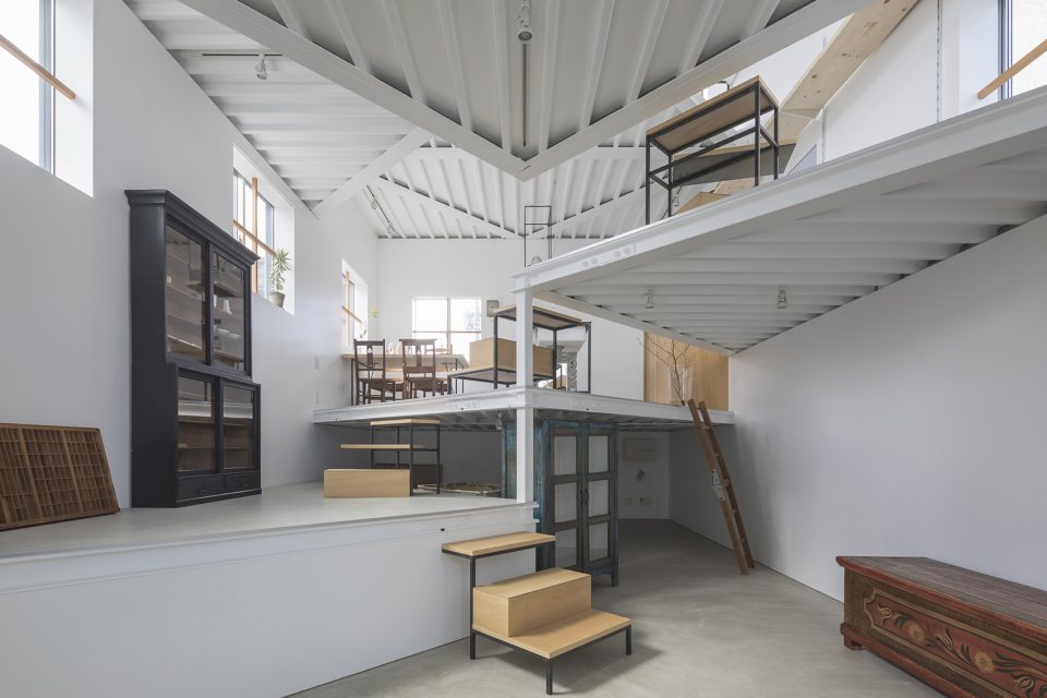 House in Miyamoto by Tato Architects
