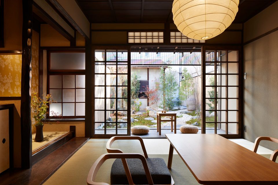 Guest House in Kyoto by B.L.U.E. Architecture Studio
