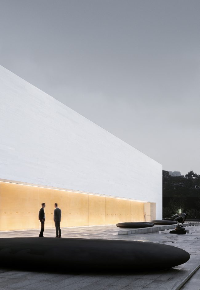 SKY EXHIBITION HALL by DOMANI