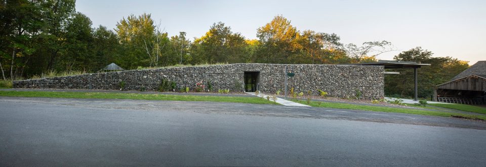 Seigneurie des Aulnaies Landscape Pavilion by Anne Carrier architecture
