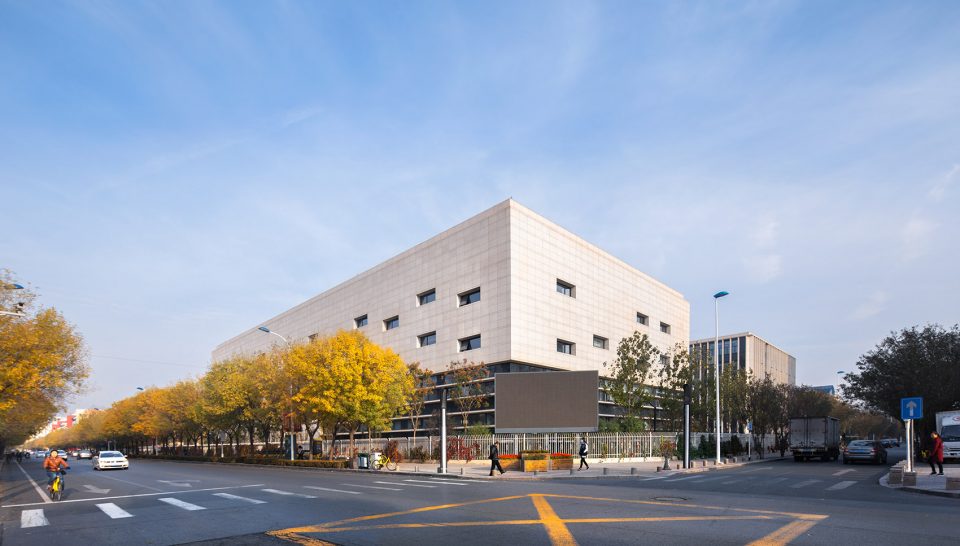 Tianjin Teda School by schneiderschumacher