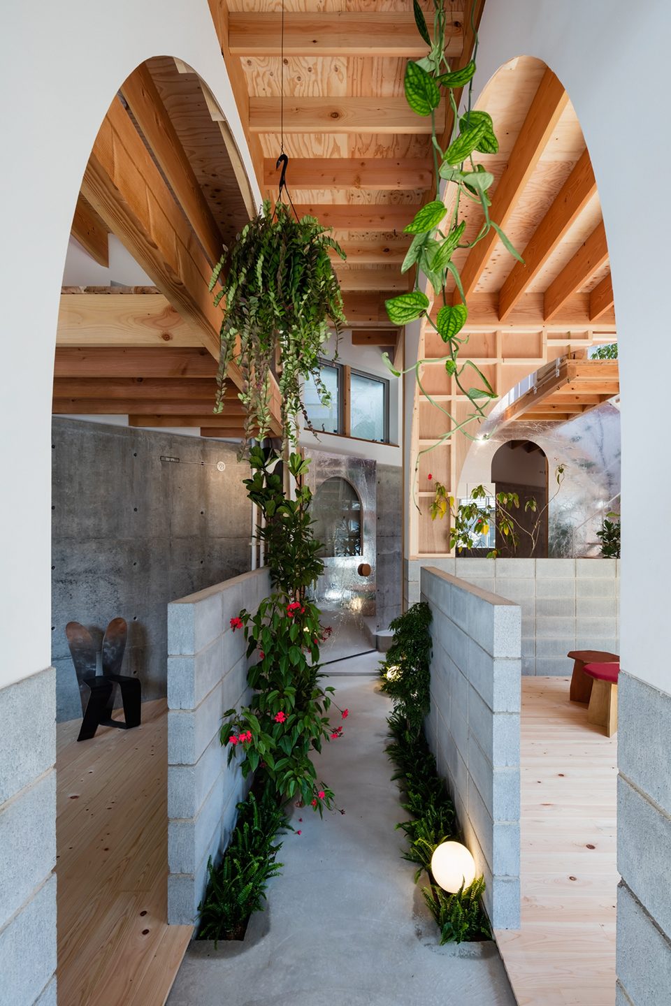 Hat House by FUMIASO ARCHITECTUR ASSOCIATES