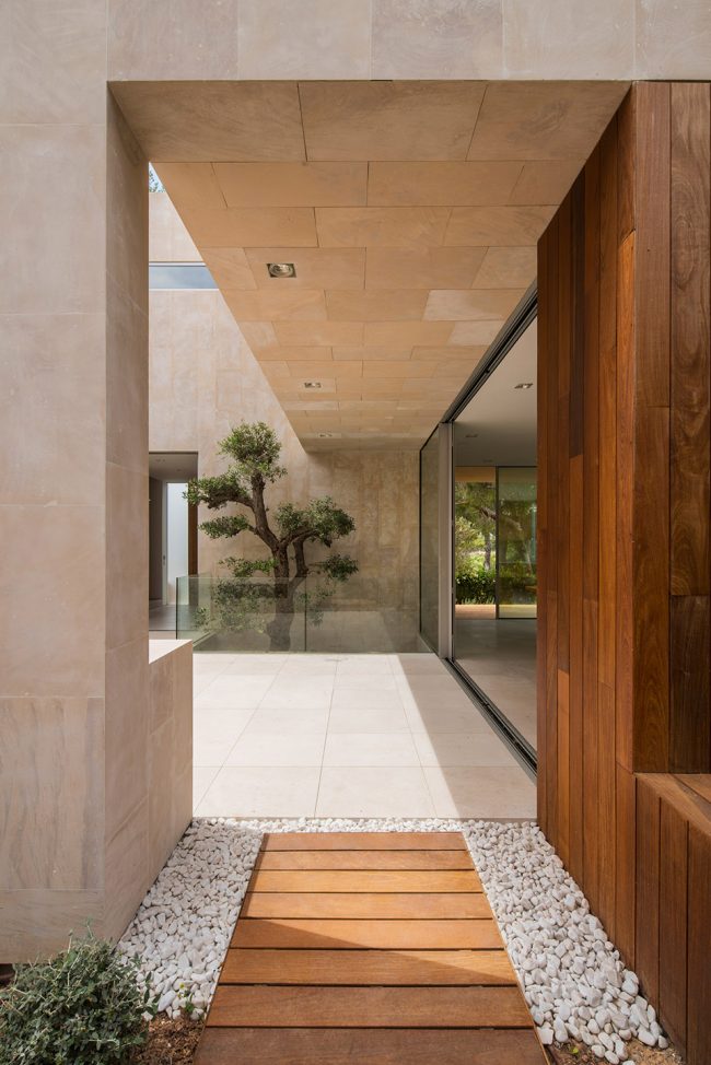 M3 HOUSE Bendinat Calvia by OLARQ Osvaldo Luppi Architects