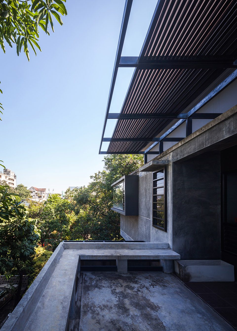 Mango Tree House by Volume Matrix Studio
